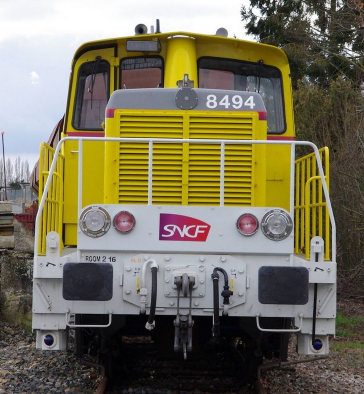 Y 8494 (2017-02-24 gare de Tergnier) (1).jpg