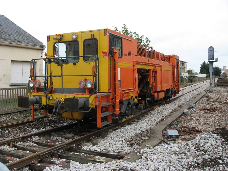 99 87 9 124 527-2 (2007-10-00 Cherbourg) B20 C75 Colas Rail (3).jpg