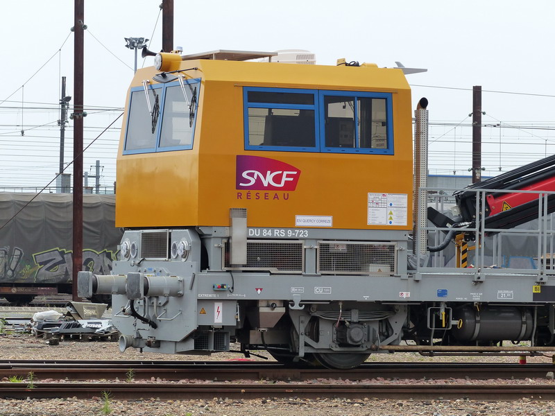 99 87 9 185 223-4 (2017-05-07 BIDON V Ã SPDC) DU 84 RS (2).jpg