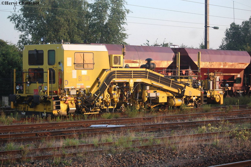 99 87 9 224 018-1 B1 3N SNCF-PN 7-318 (2017-08-29 Ormoy-Villers) (3).jpg