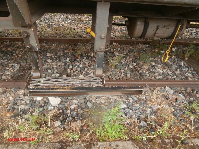 G40 99 87 9 383 566-6 TSO=12.JPG