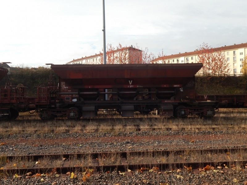 80 87 977 7 065 4 Uas  D12-6  R (3) (Copier).JPG