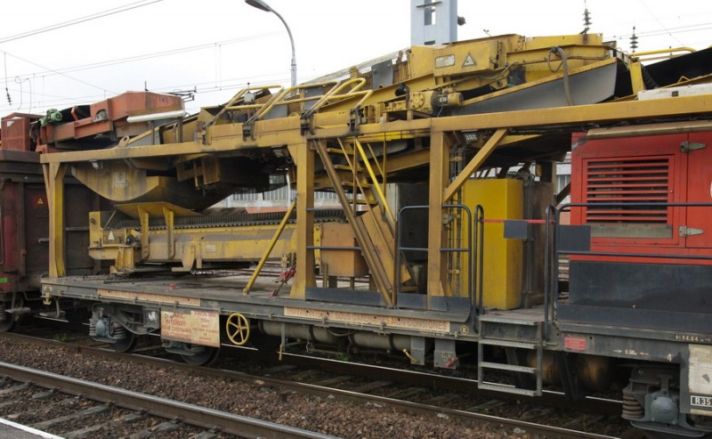 99 87 9 352 513-5 (2013-05'23 gare de Saint Quentin) TSO (3).jpg (171.75 Kio) Vu 4739 fois 99 87 9 352 513-5 (2013-05'23 gare de Saint Quentin) TSO (3).jpg