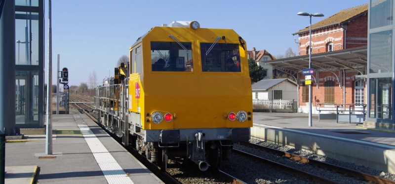 99 87 9 185 421-8 (2018-02-28 gare de Chaulnes vers Amiens) DU 94 8-131 SNCF-AM (8).jpg