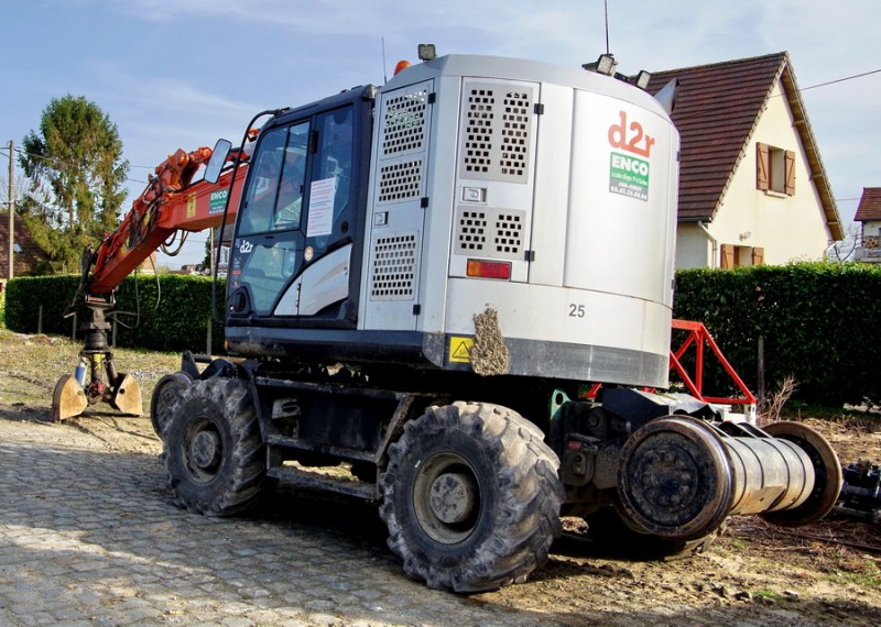 Hitachi D2R ZX170 PRR (2018-04-07 Flavy-le-Martel) (7).jpg